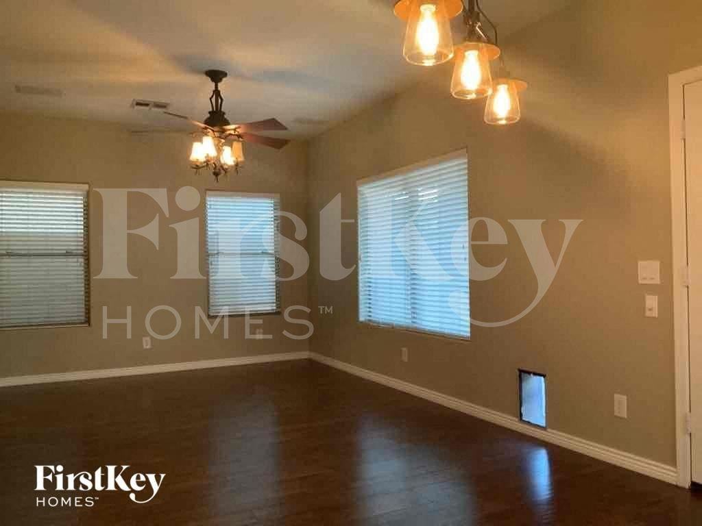 17424 N 19th Ter - Photo 5 of 25