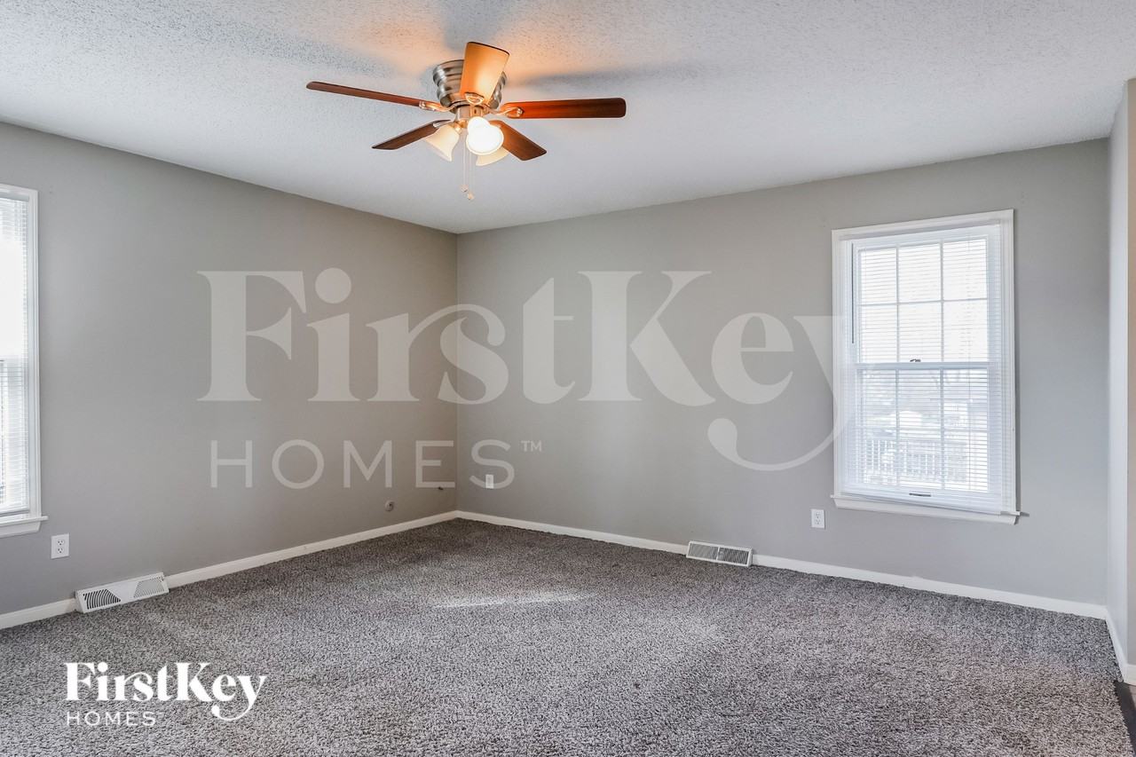 10040 Nw Blum Rd - Photo 7 of 16