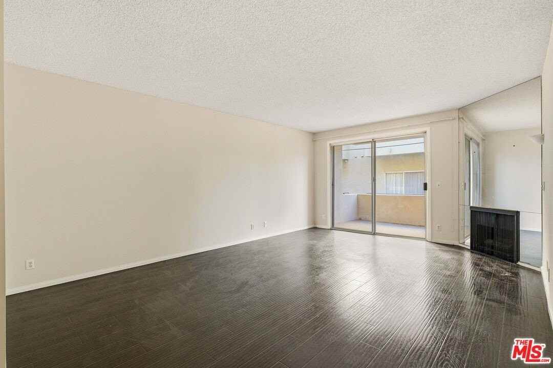 1818 Pelham Ave Apt 105 #105 - Photo 2 of 37