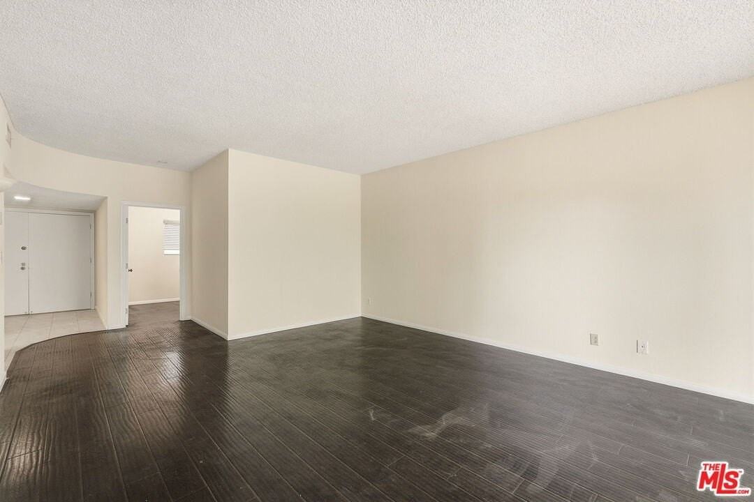 1818 Pelham Ave Apt 105 #105 - Photo 5 of 37