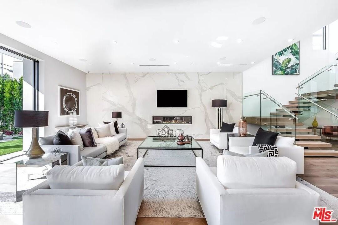 723 N Orlando Ave - Photo 5 of 11