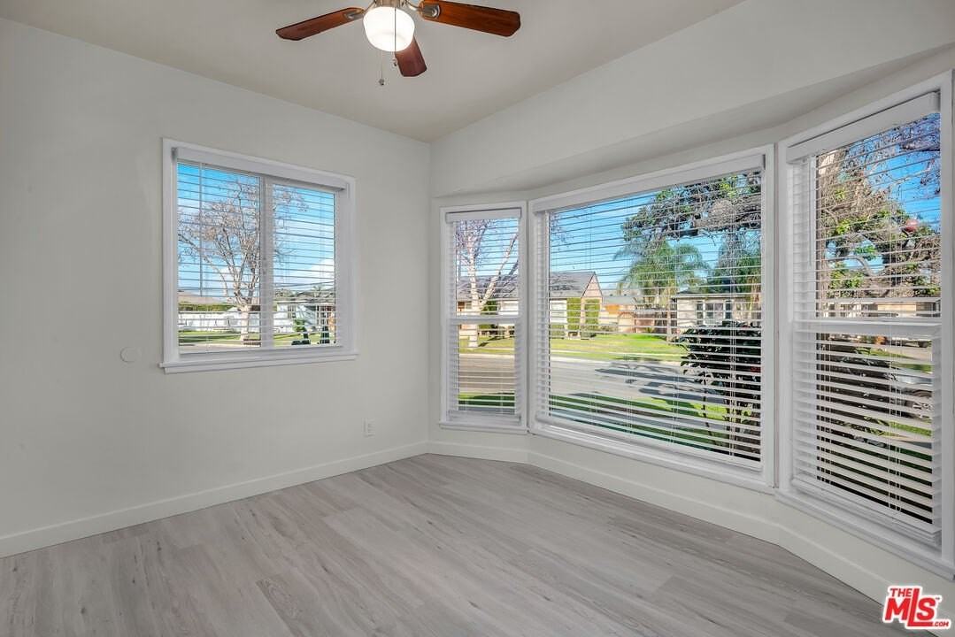 6272 Silva St - Photo 7 of 24