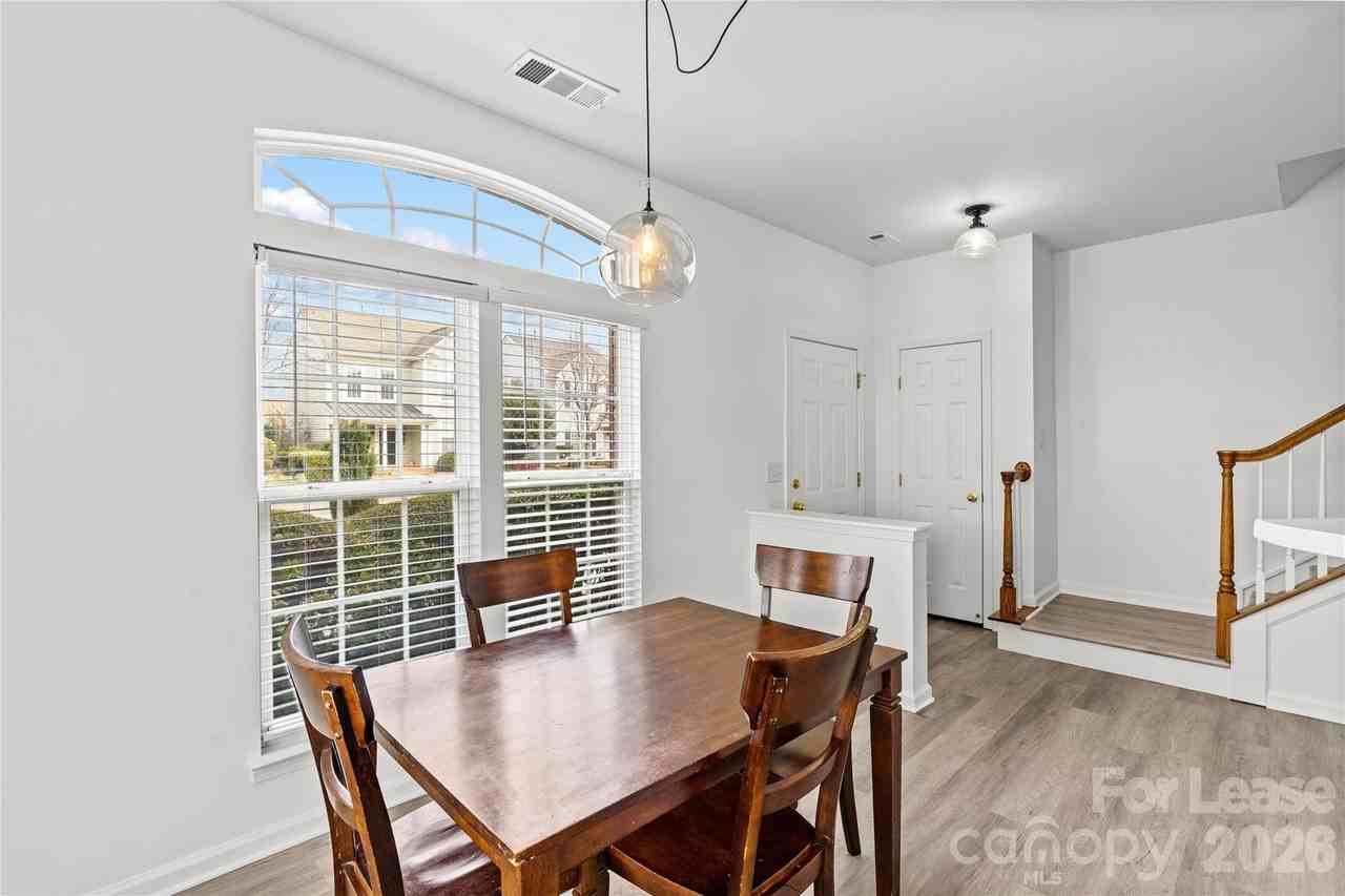 4930 Prosperity Ridge Rd - Photo 7 of 36