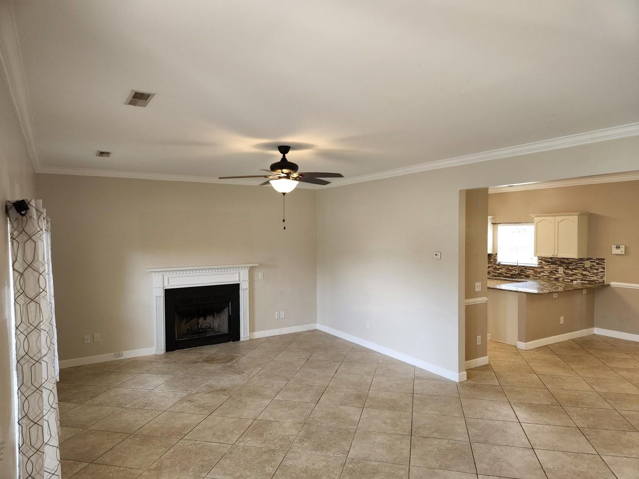 247 Highwoods Plantation Ave - Photo 2 of 14