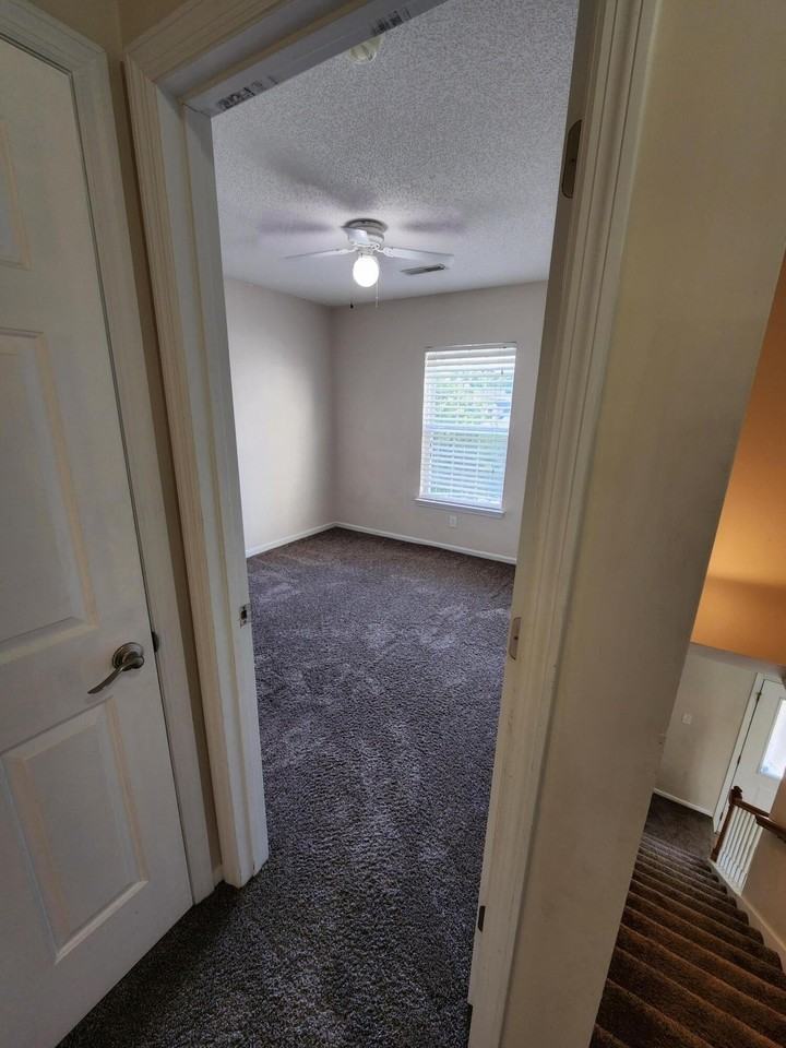 247 Highwoods Plantation Ave - Photo 7 of 14