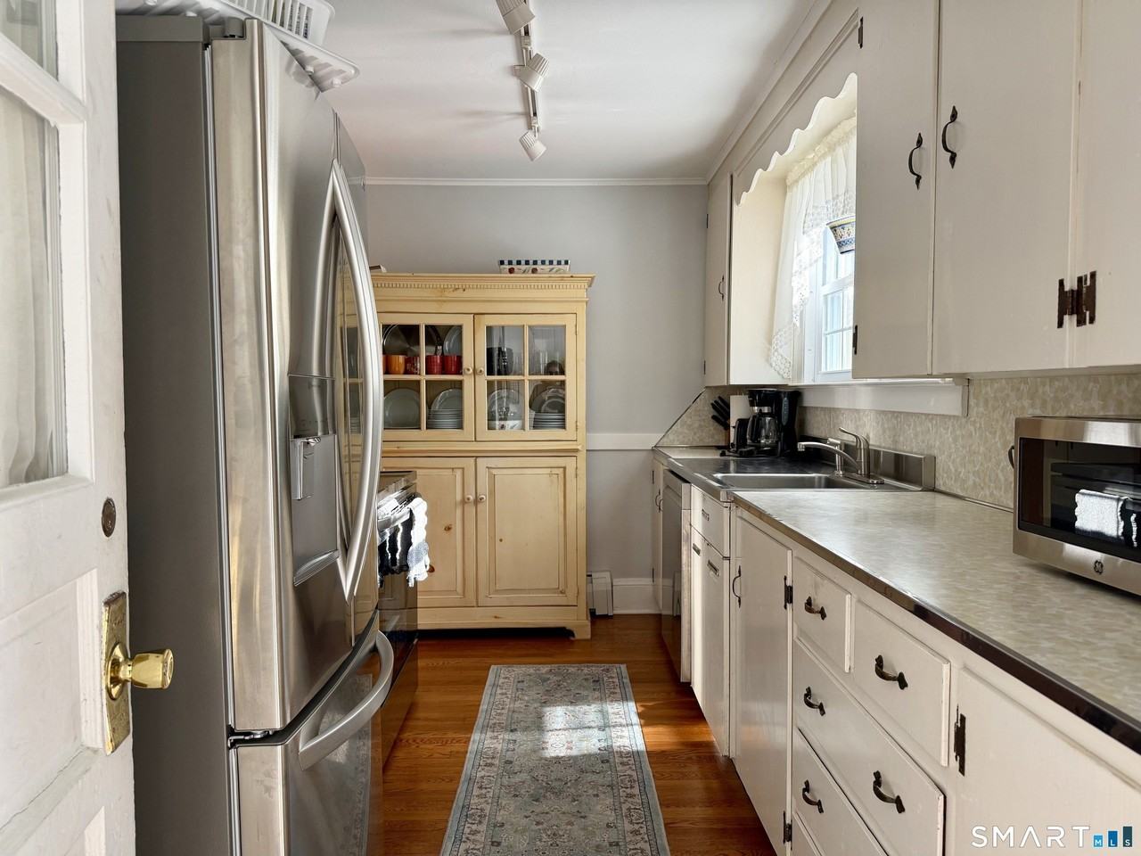 43 Neck Rd - Photo 7 of 37