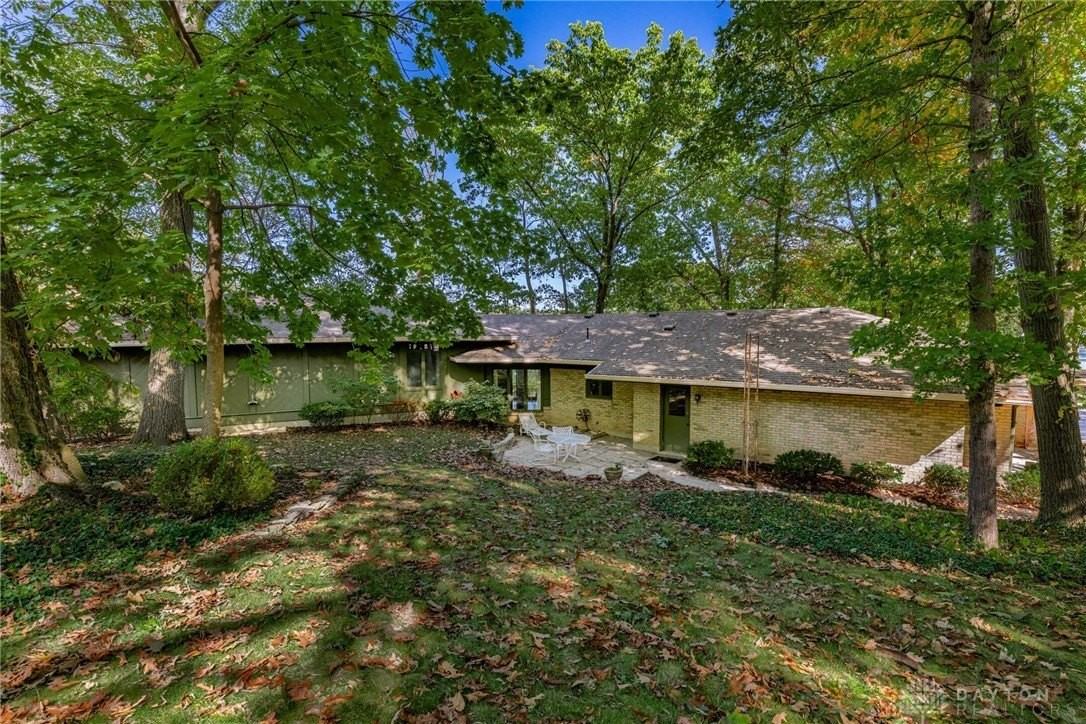 701 E Schantz Ave - Photo 4 of 34