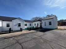 120 S John Sims Pkwy Ste C #C - Photo 1 of 1