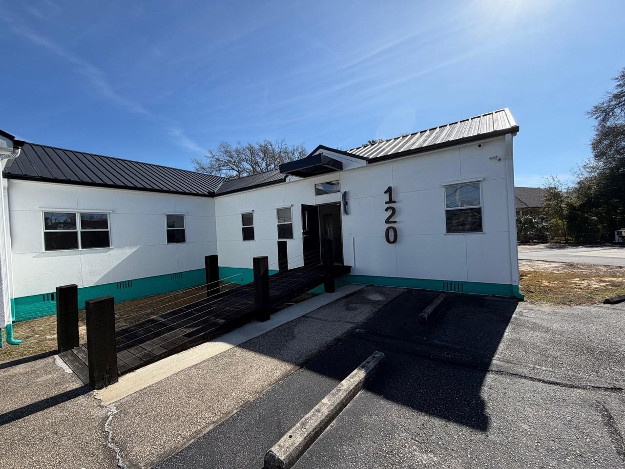 120 S John Sims Pkwy Ste C #C - Photo 2 of 12