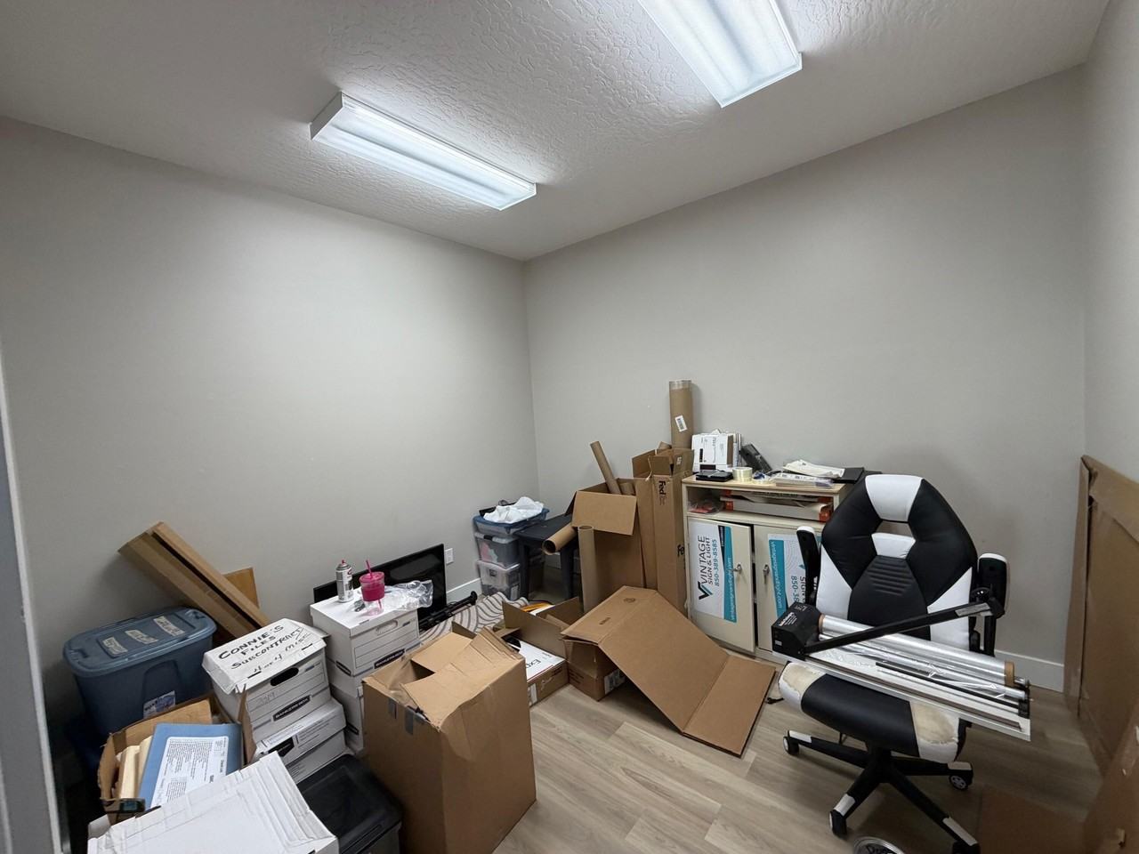 120 S John Sims Pkwy Ste C #C - Photo 6 of 12