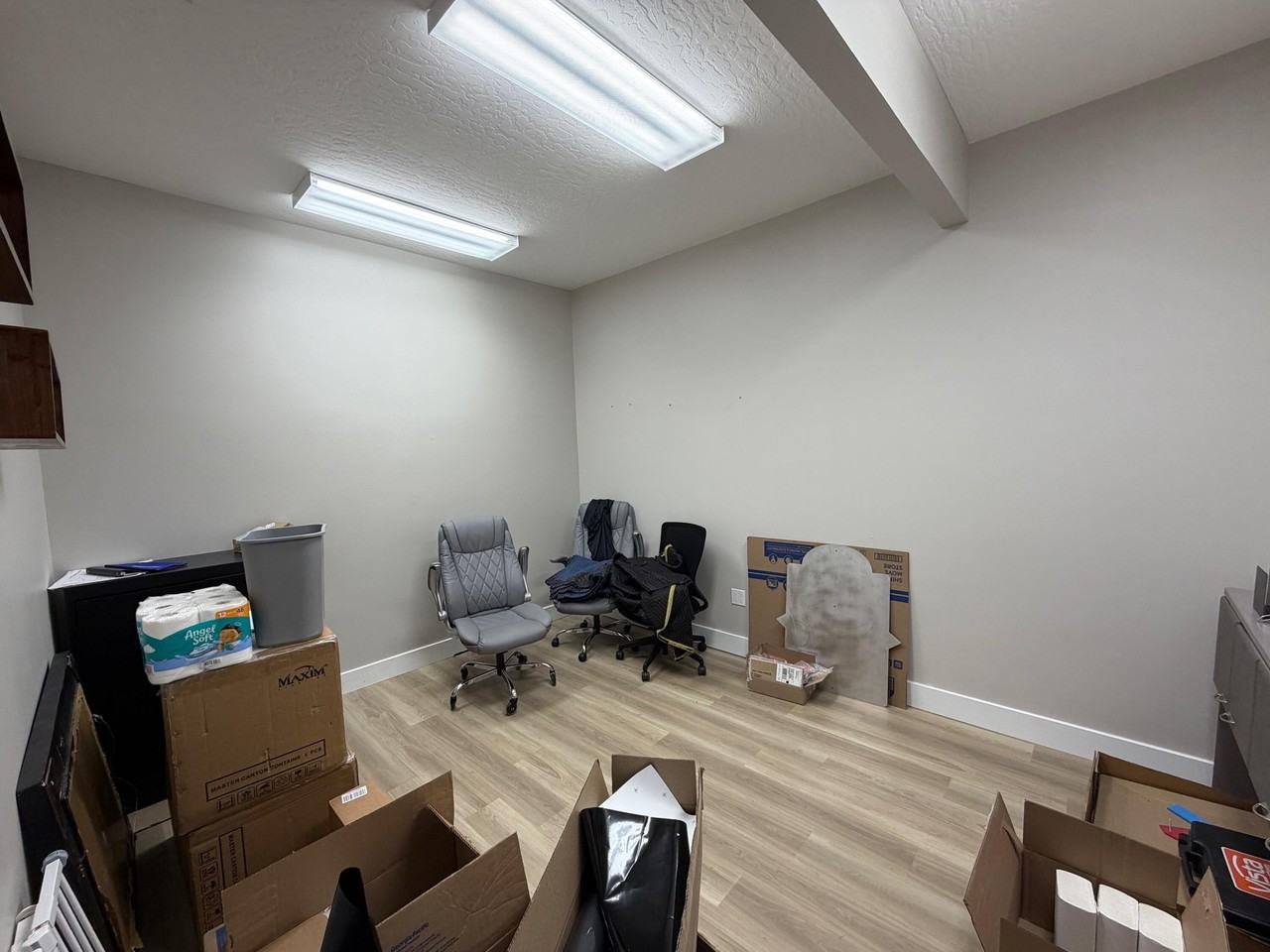 120 S John Sims Pkwy Ste C #C - Photo 7 of 12