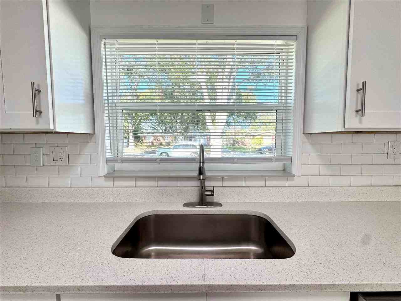 4108 W Fielder St - Photo 7 of 17