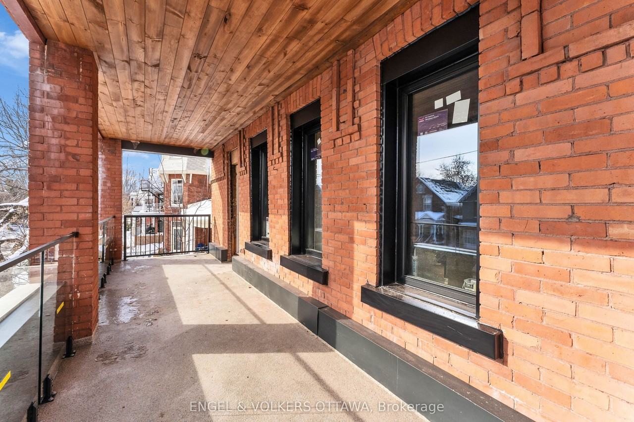 77 Florence Street 5 - Photo 2 of 11