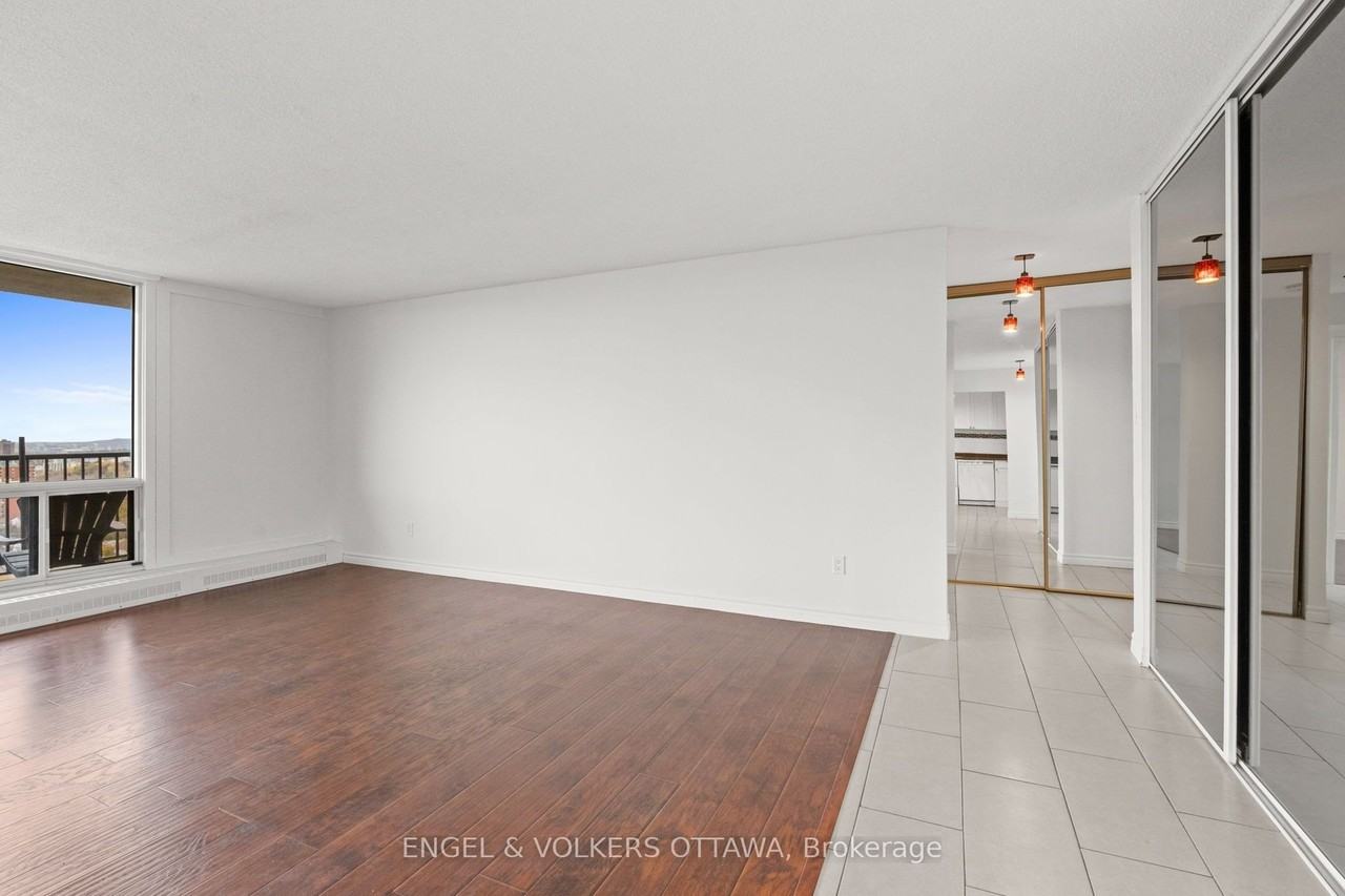 665 Las Brisas Apts. - Photo 3 of 32