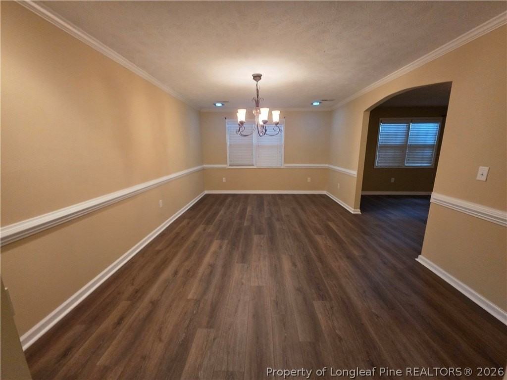 399 Admiral Dr - Photo 4 of 10