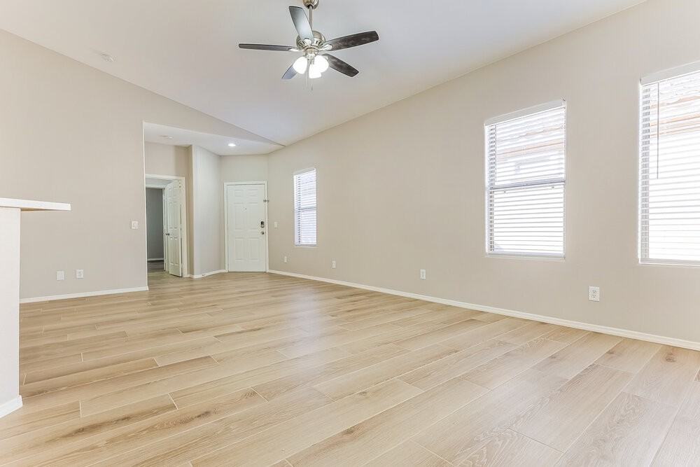 2741 N Kenton - Photo 6 of 16