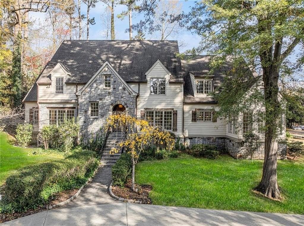 960 Landmark Dr - Photo 2 of 50