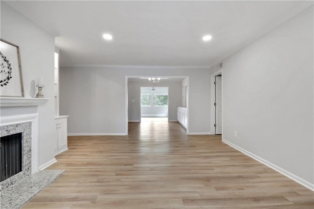 60 Chaumont Sq Nw - Photo 4 of 25