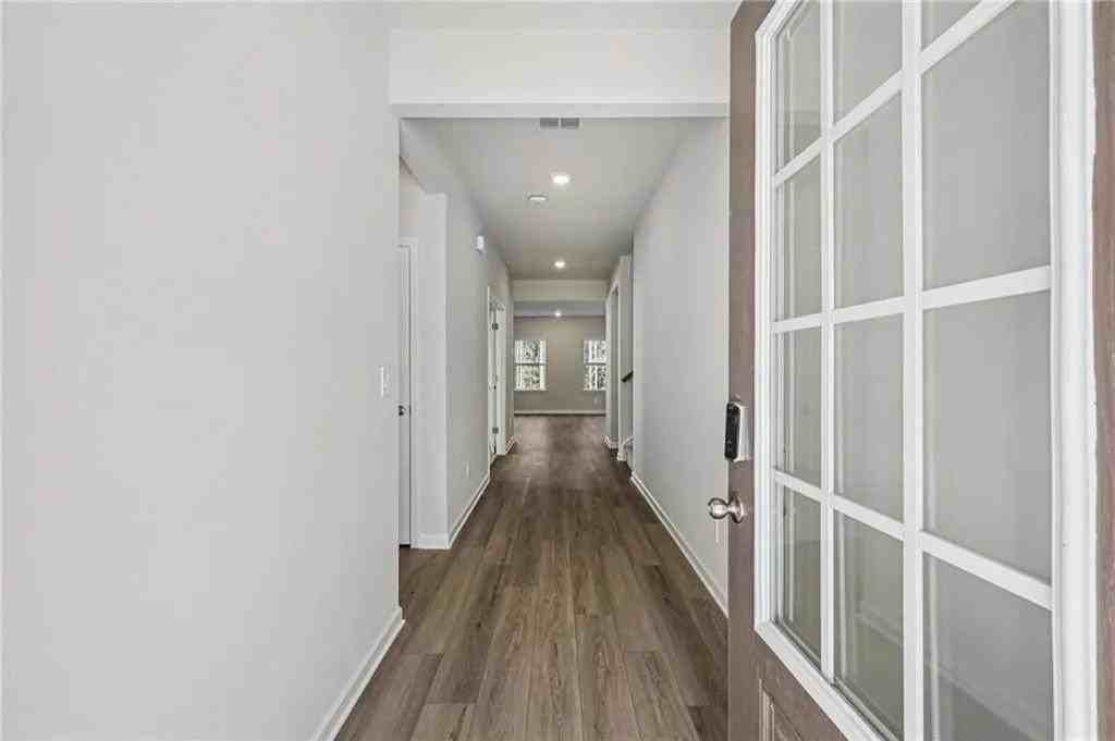 265 Sequoia Ln - Photo 2 of 26