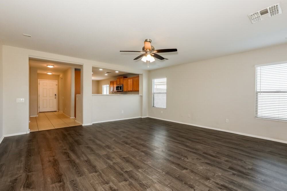 1750 E Christopher St - Photo 4 of 16