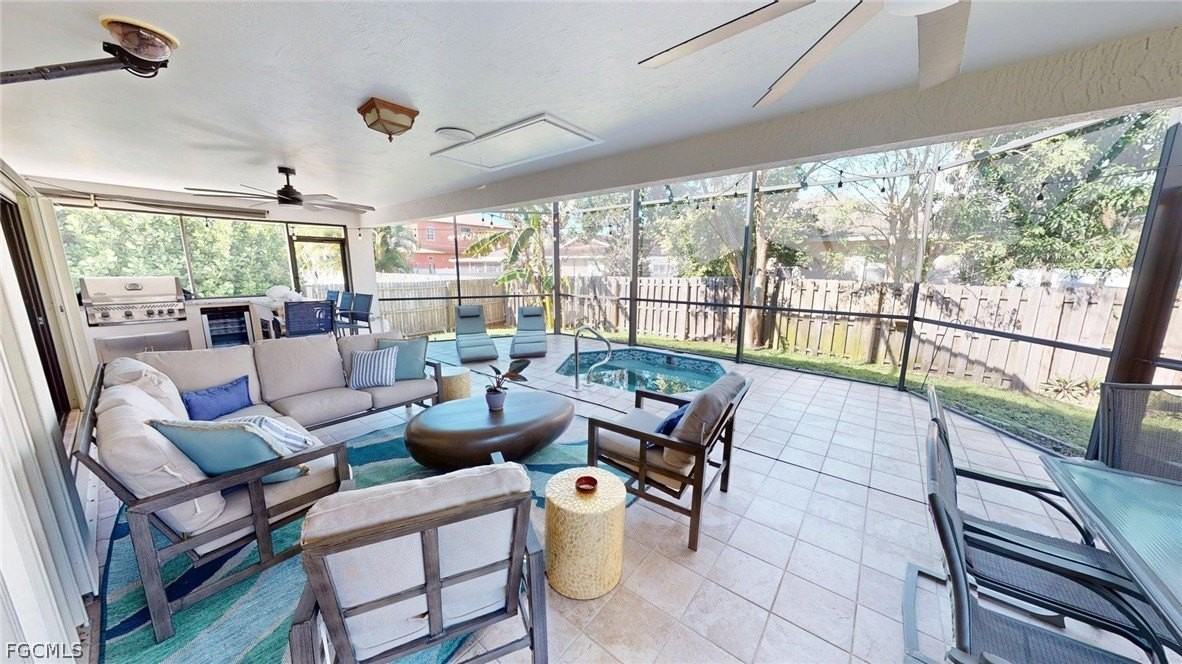 663 110th Ave N - Photo 3 of 34