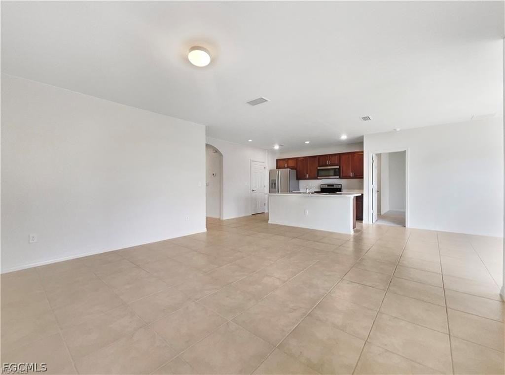 131 Ne 23rd Pl - Photo 6 of 16