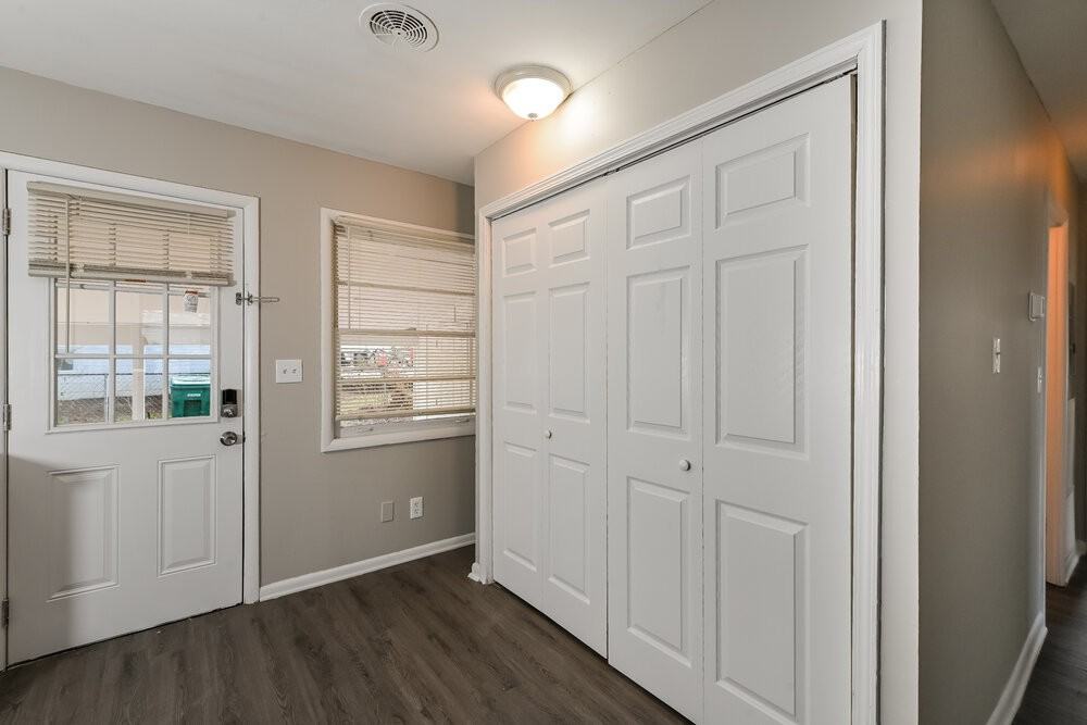 645 Melrose Dr - Photo 7 of 16