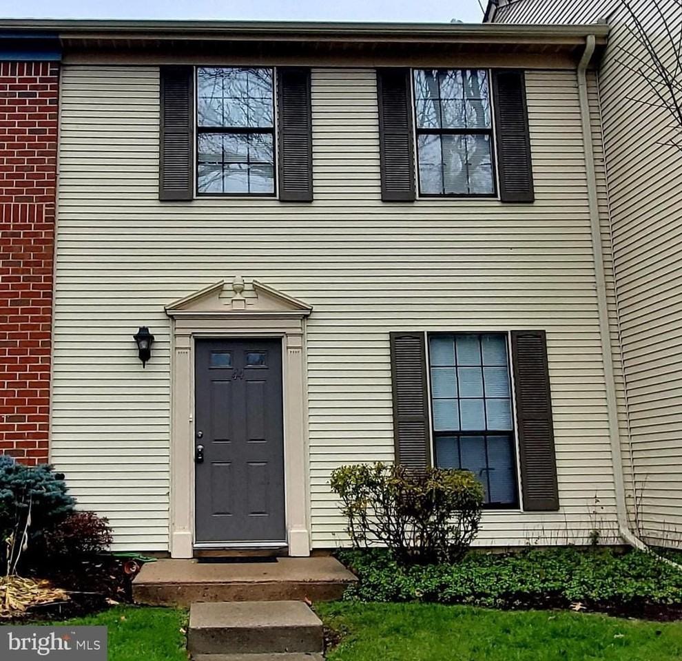 44 Oneill Ct - Photo 3 of 28