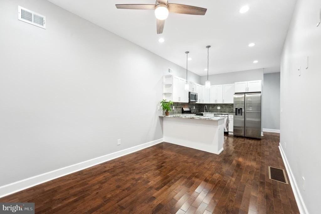 5022 Arch St - Photo 7 of 15