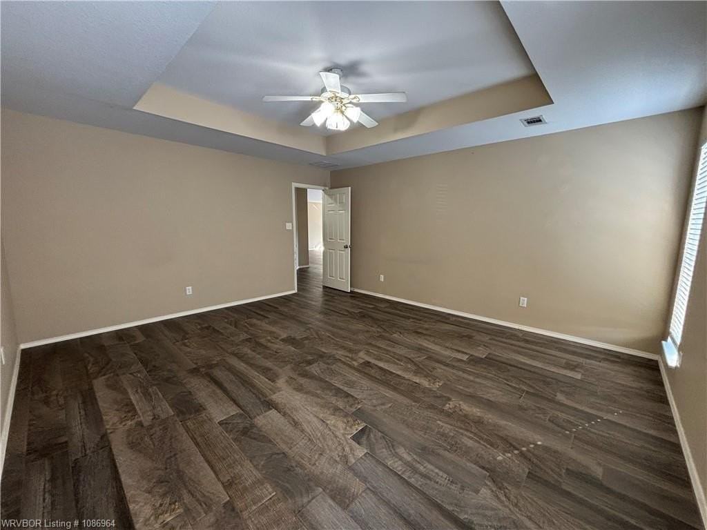 9028 S 28th St - Photo 6 of 13