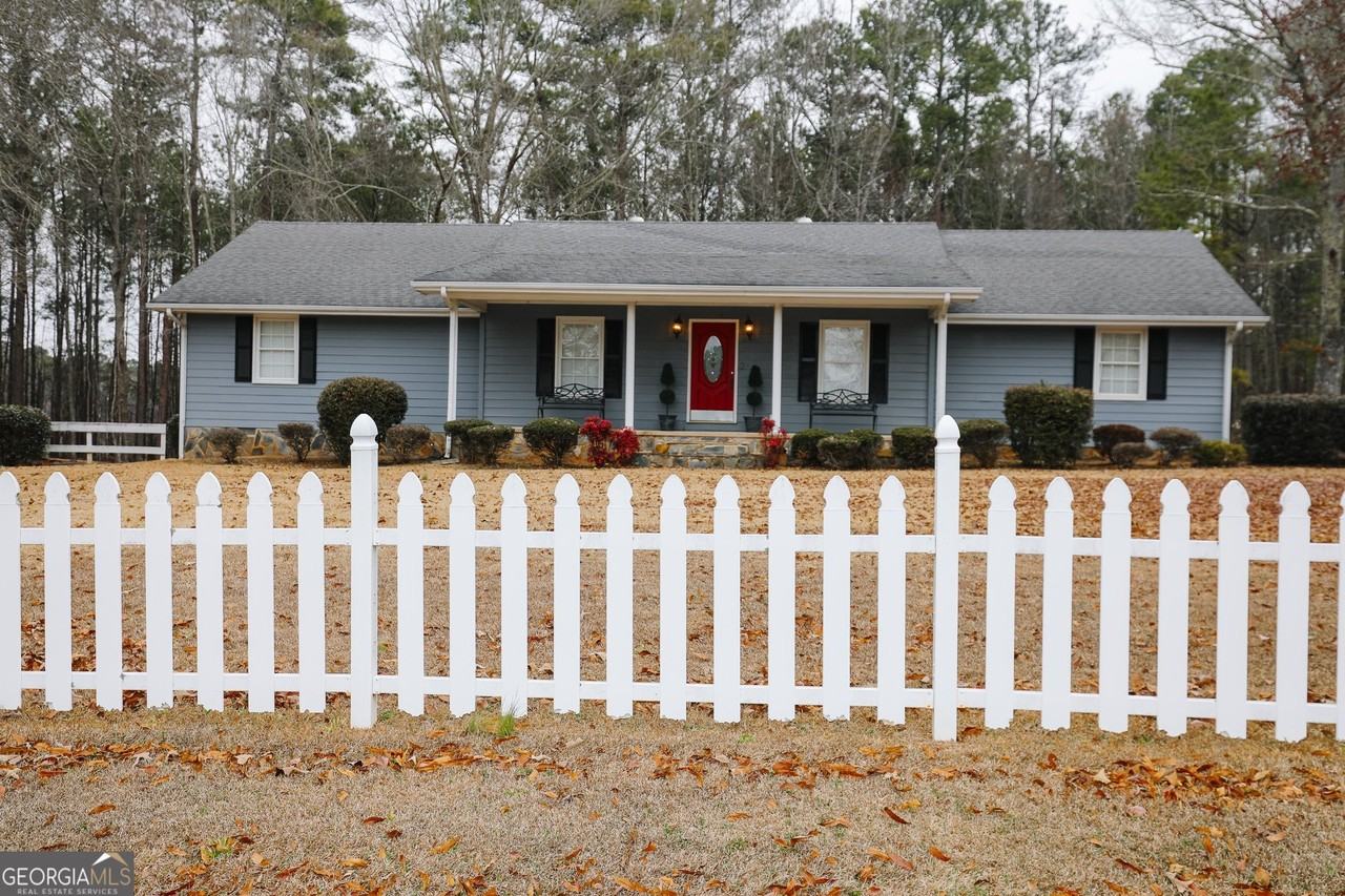 1084 Macedonia Rd - Photo 5 of 33