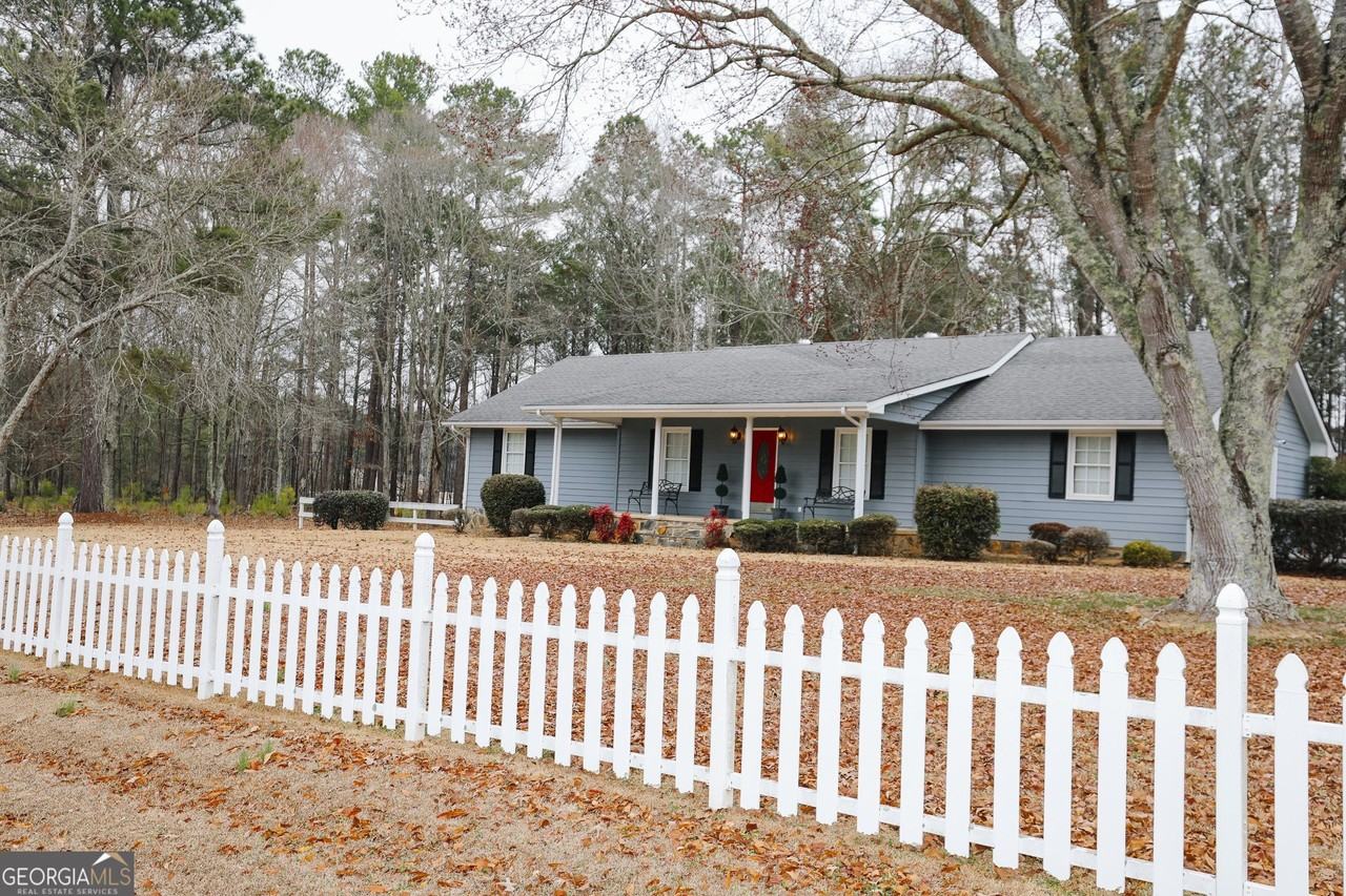 1084 Macedonia Rd - Photo 6 of 33