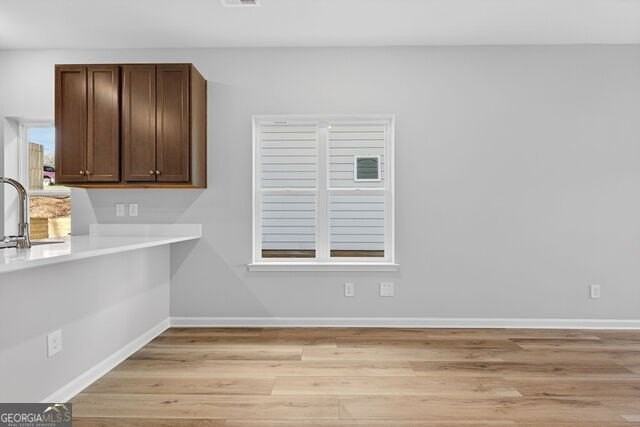 102 Crown St - Photo 7 of 27