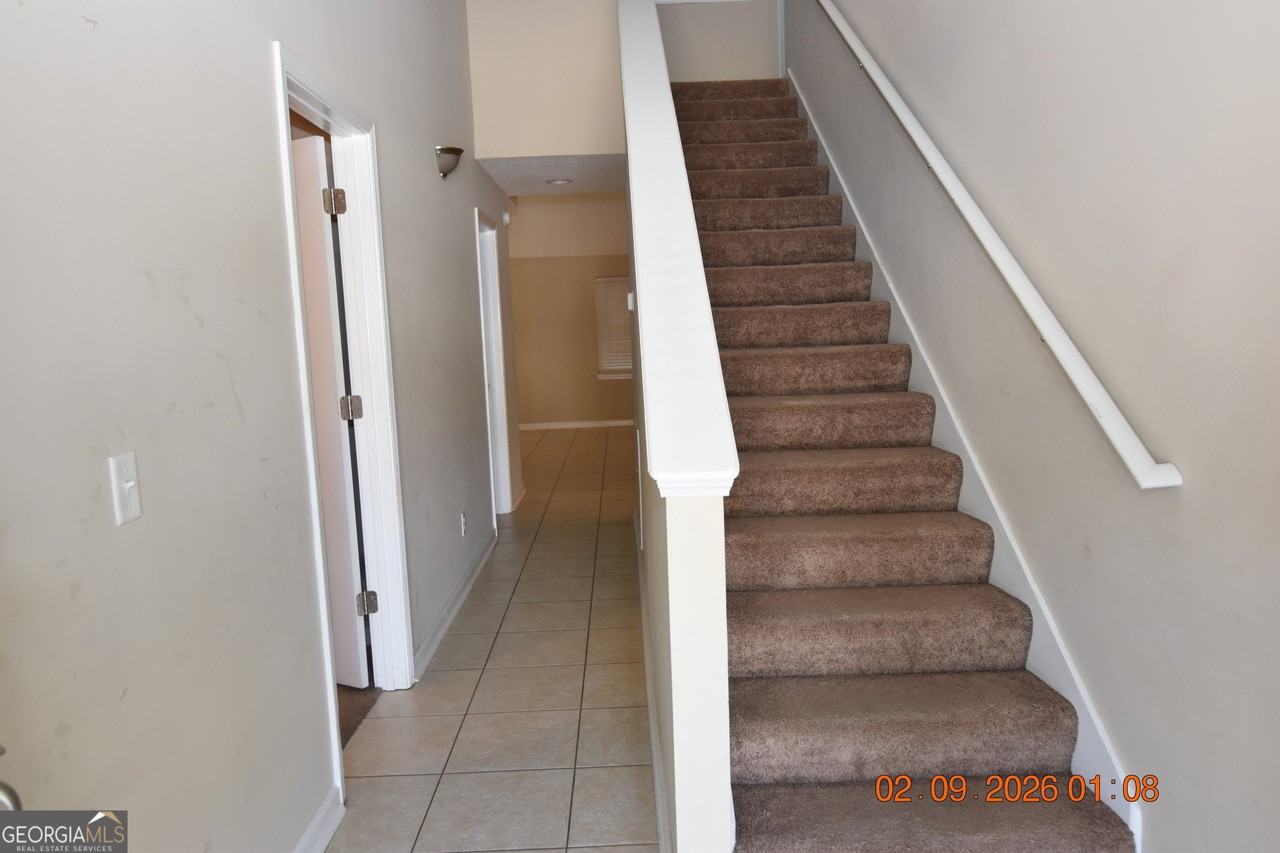 322 Gary Cir - Photo 4 of 19