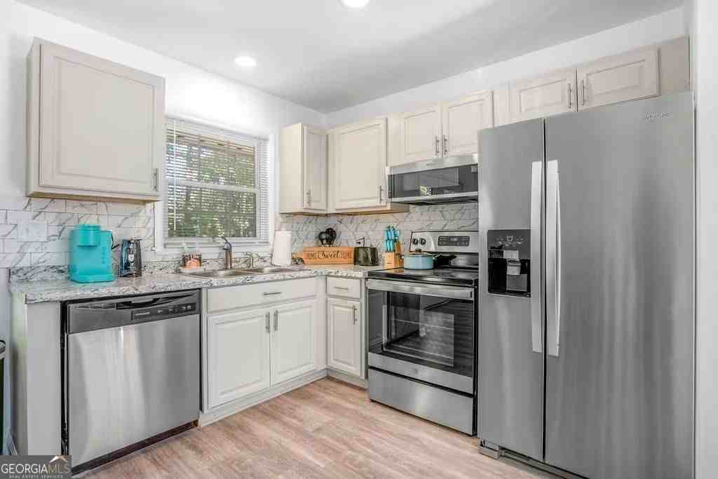 6741 Gano Dr - Photo 7 of 20