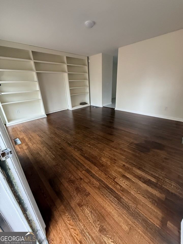 1732 Slate Rd - Photo 3 of 13