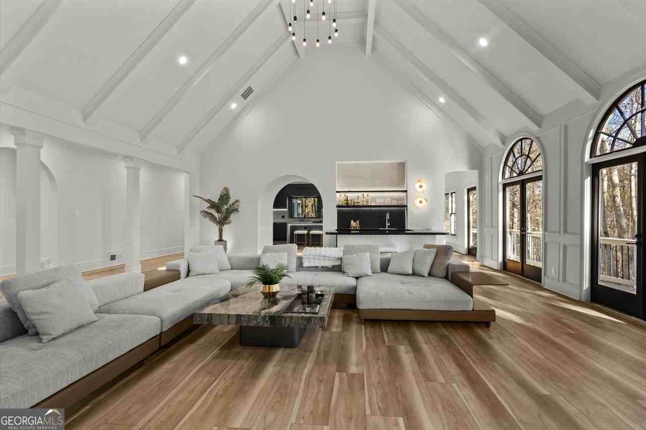 5425 Hoylake Ct - Photo 7 of 50