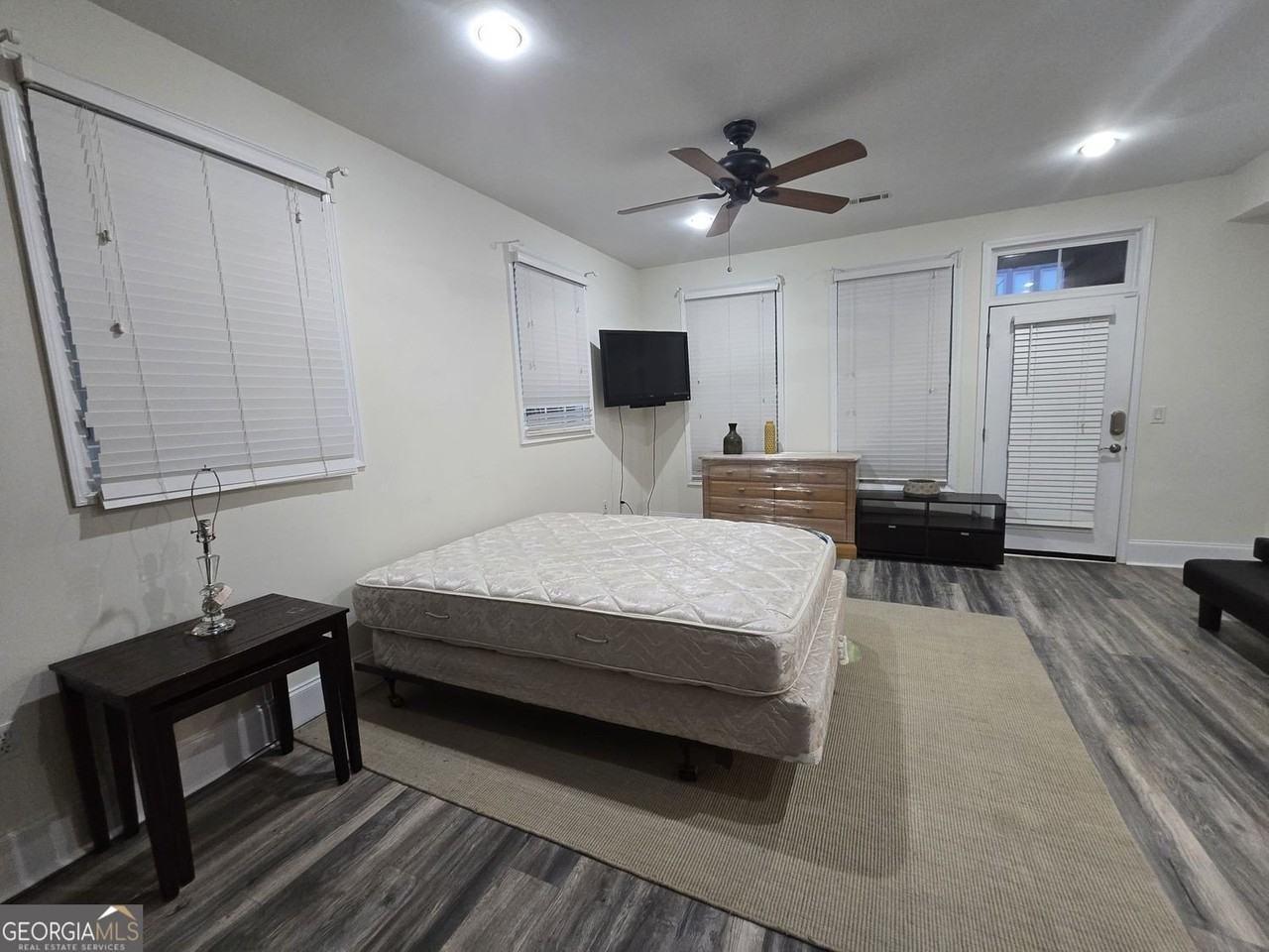 194 Centennial Way Nw - Photo 2 of 6