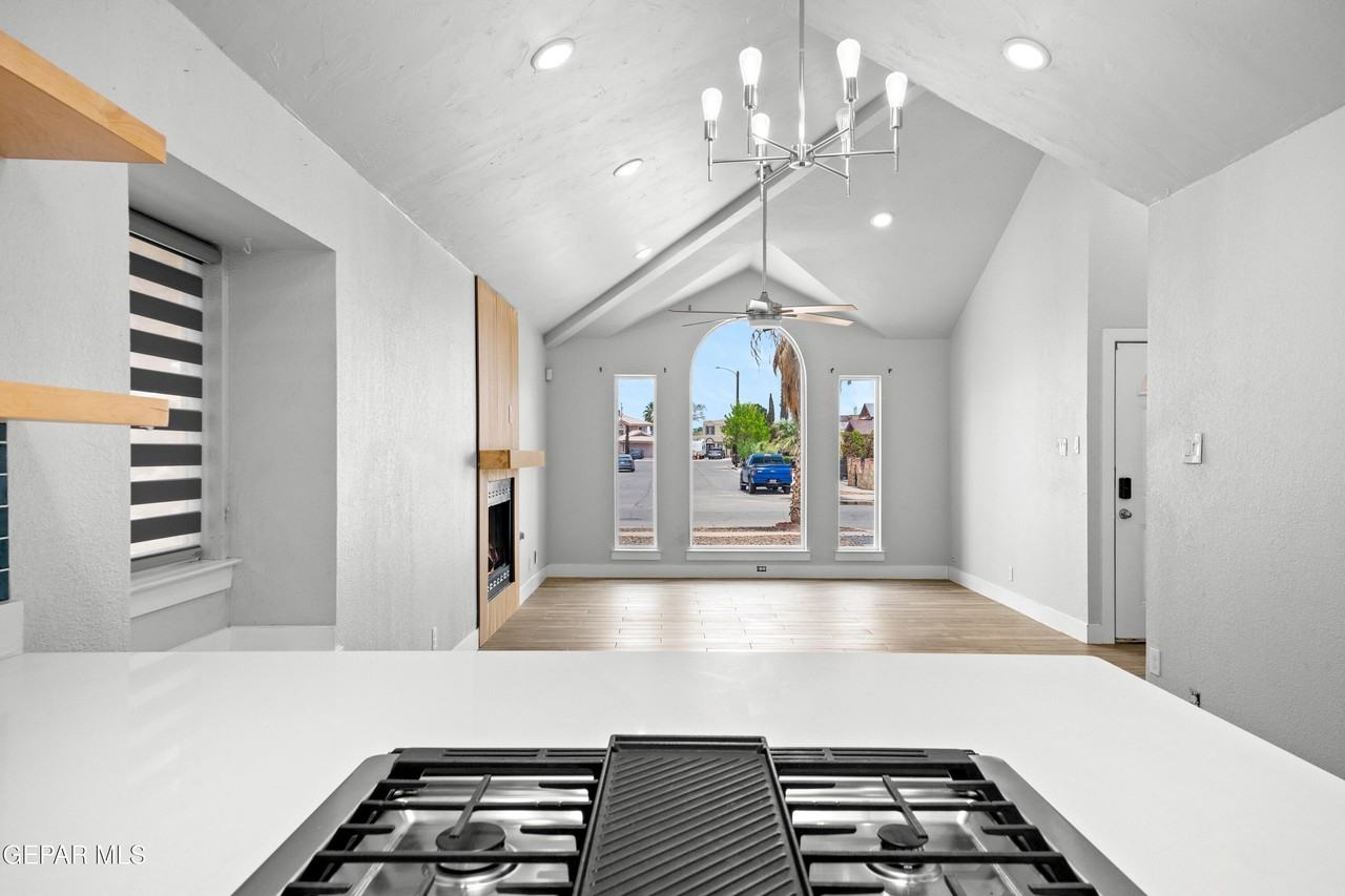 12160 Valley Quail Dr - Photo 5 of 27