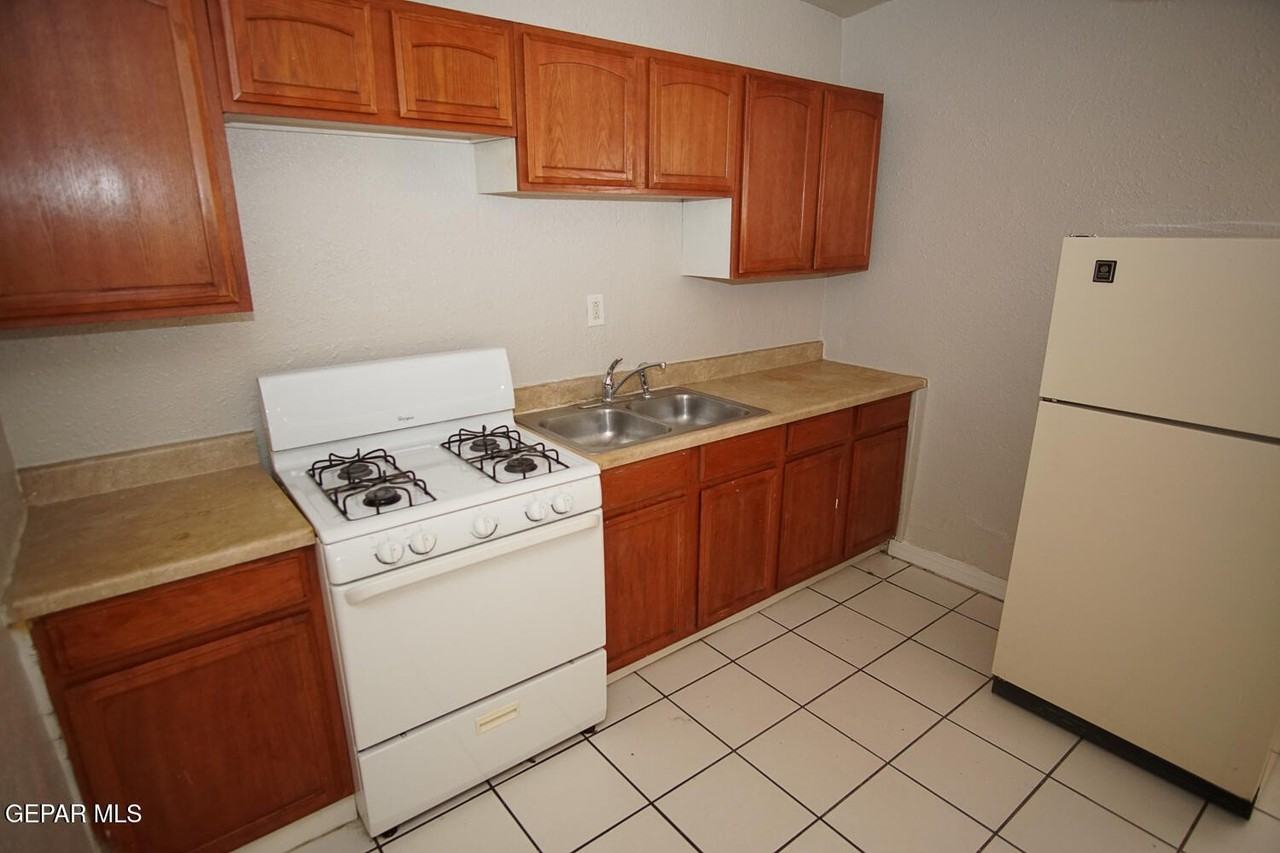 422 Val Verde St - Photo 6 of 16