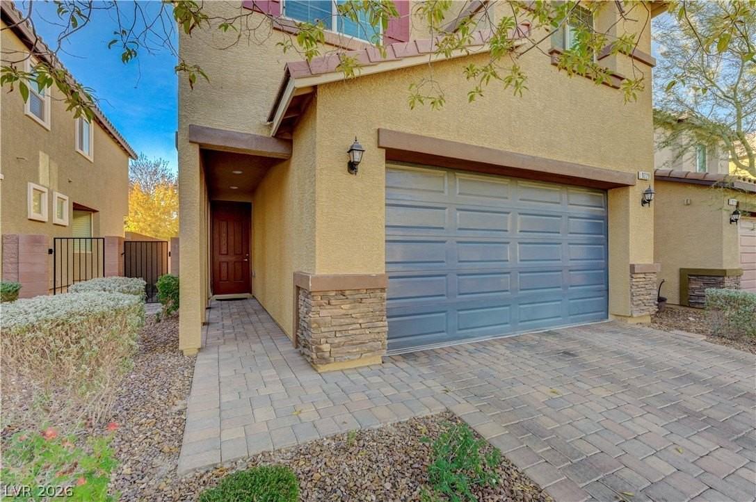 9229 Fire Rose St - Photo 2 of 38