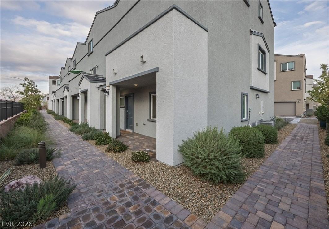 3541 Grigio St - Photo 6 of 40