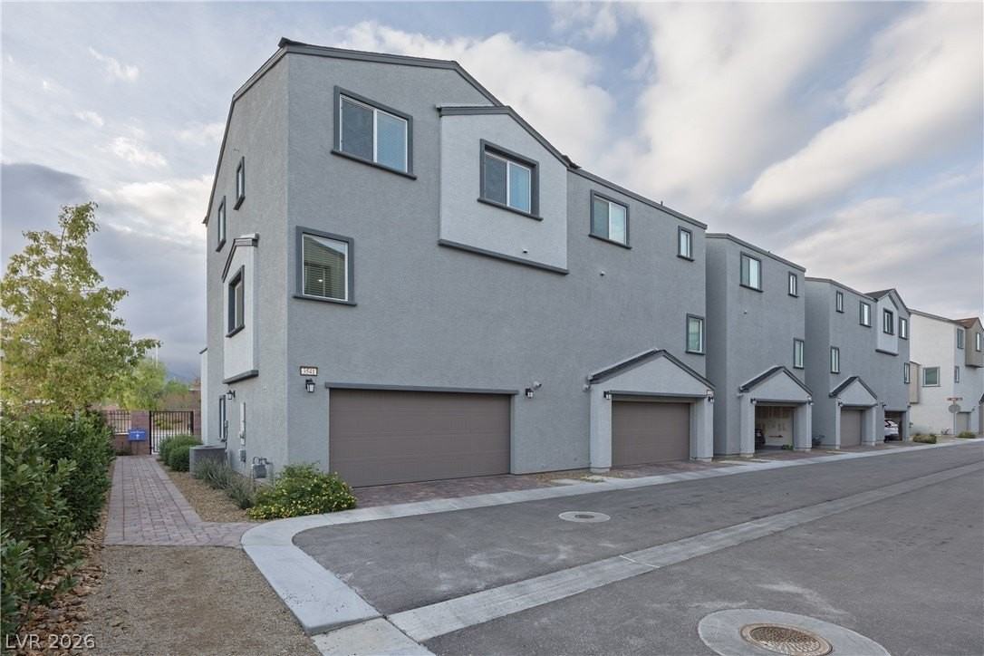 3541 Grigio St - Photo 7 of 40