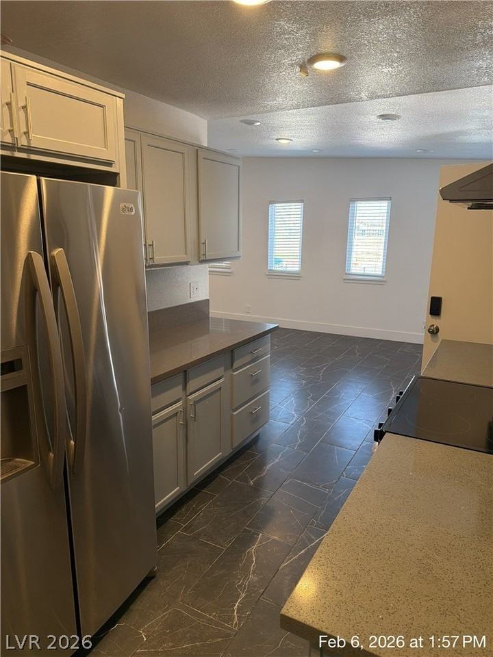 2812 Richfield Blvd - Photo 5 of 30