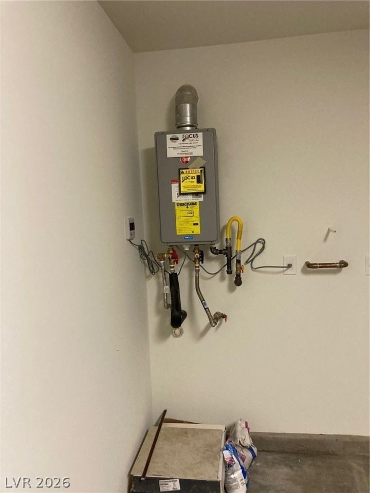 8423 Vulturo Ave - Photo 5 of 22