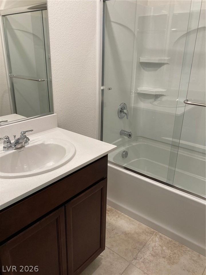 8423 Vulturo Ave - Photo 6 of 22