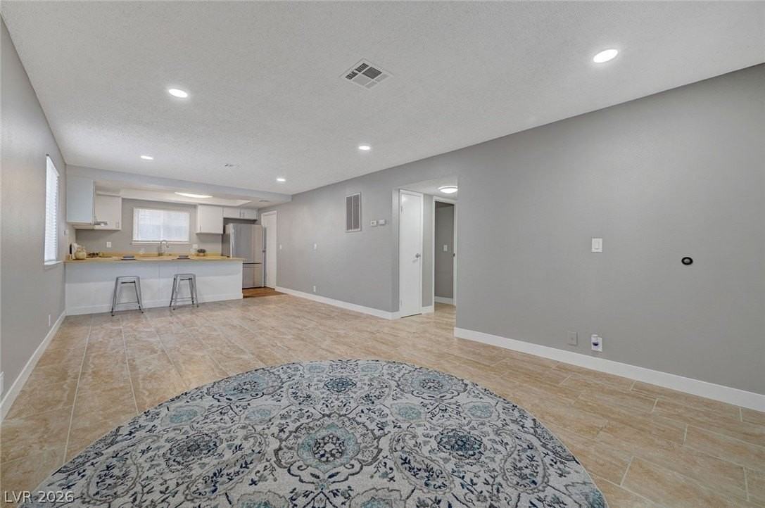 3240 Cameron St #A - Photo 4 of 15