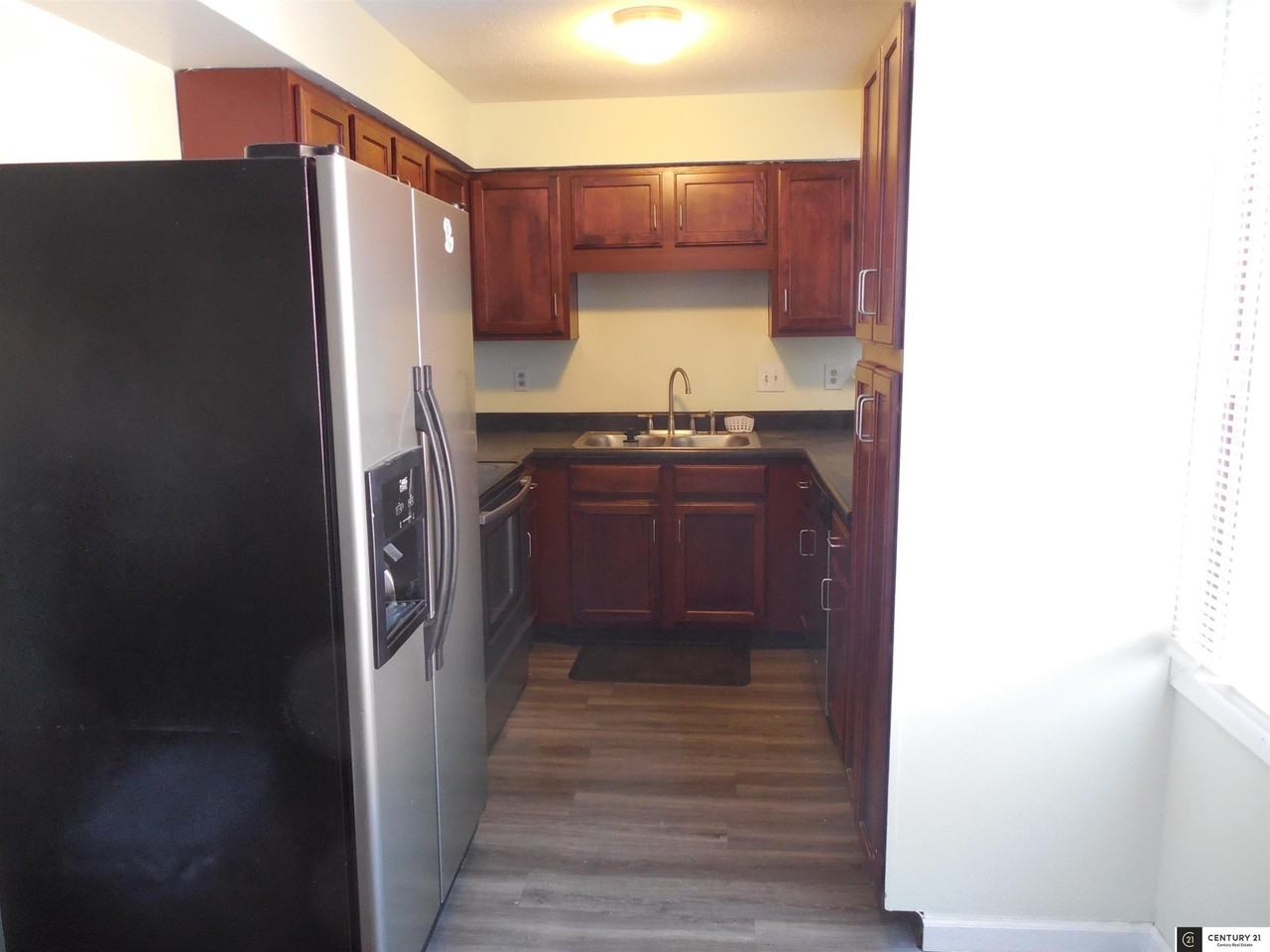 2005 Edward R Danner Plz - Photo 6 of 14