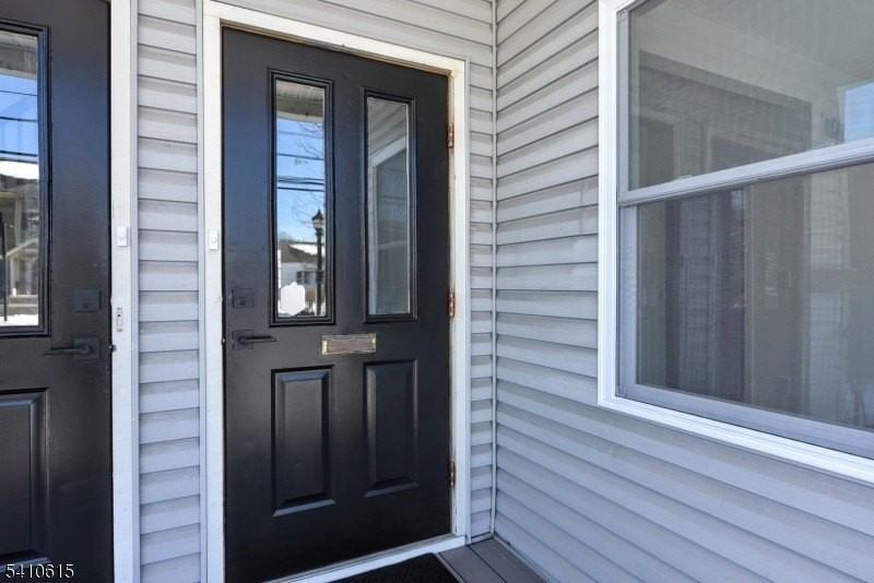 383 Lafayette Ave - Photo 3 of 21