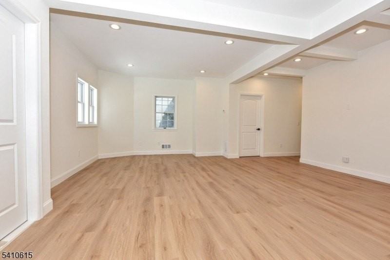 383 Lafayette Ave - Photo 6 of 21